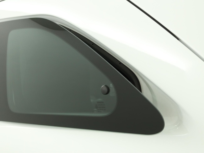 Toyota Aygo X - 1.0 VVT-i MT Play