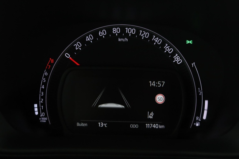 Toyota Aygo X - 1.0 VVT-i MT Play 44