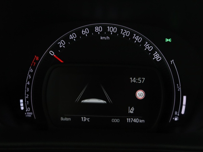 Toyota Aygo X - 1.0 VVT-i MT Play