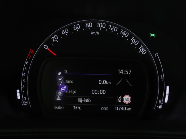 Toyota Aygo X - 1.0 VVT-i MT Play