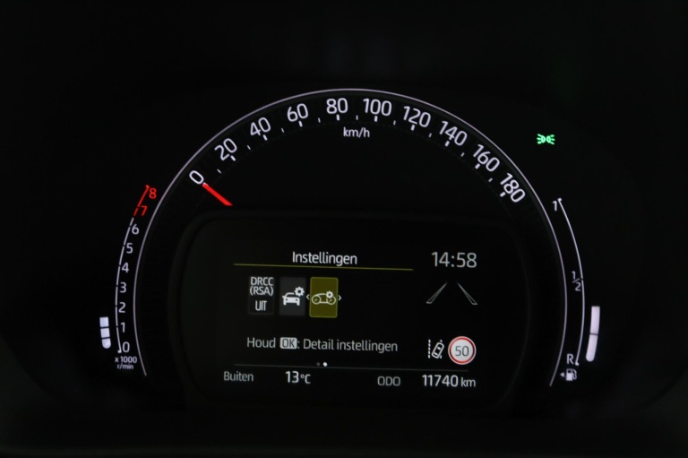 Toyota Aygo X - 1.0 VVT-i MT Play 48