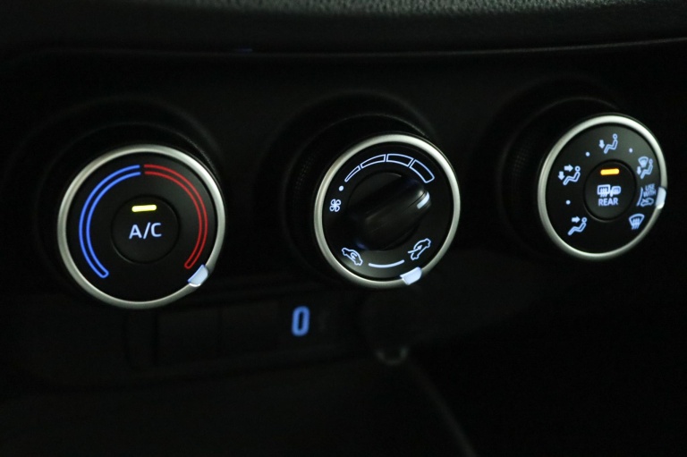 Toyota Aygo X - 1.0 VVT-i MT Play 7