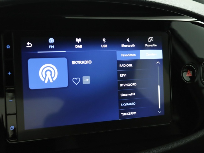 Toyota Aygo X - 1.0 VVT-i MT Play