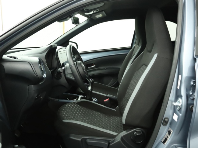 Toyota Aygo X - 1.0 VVT-i MT Pulse