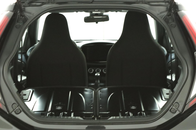 Toyota Aygo X - 1.0 VVT-i MT Pulse 26