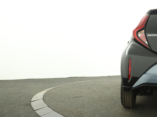 Toyota Aygo X - 1.0 VVT-i MT Pulse