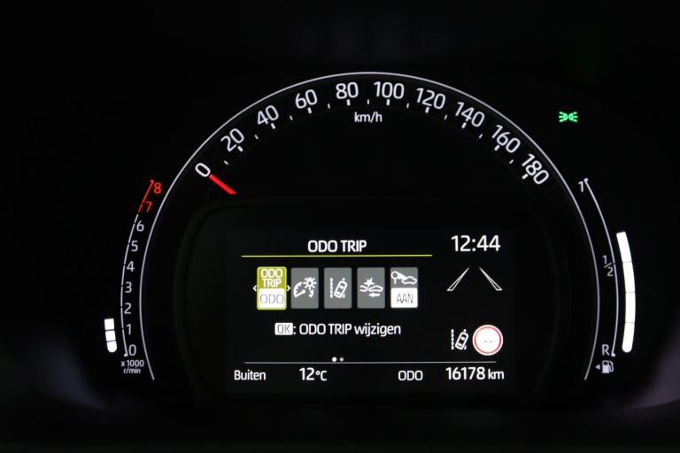 Toyota Aygo X - 1.0 VVT-i MT Pulse 44