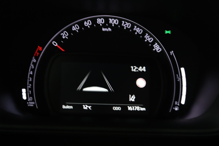 Toyota Aygo X - 1.0 VVT-i MT Pulse 6