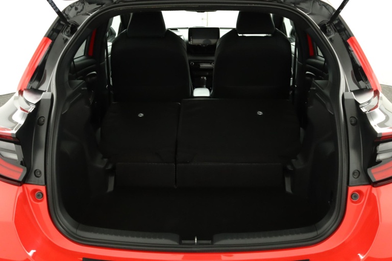 Toyota Yaris - 1.5 Hybrid Executive 27