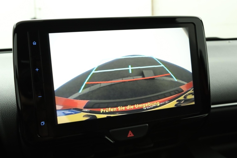 Toyota Yaris - 1.5 Hybrid Executive 9