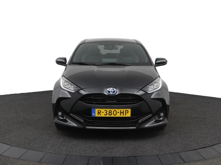 Toyota Yaris - 1.5 Hybrid Executive 16