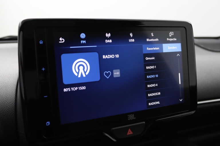 Toyota Yaris - 1.5 Hybrid Executive 8