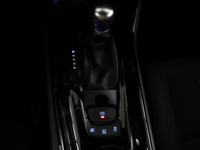 Toyota C-HR - 1.8 Hybrid Dynamic