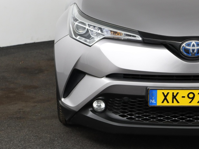 Toyota C-HR - 1.8 Hybrid Dynamic