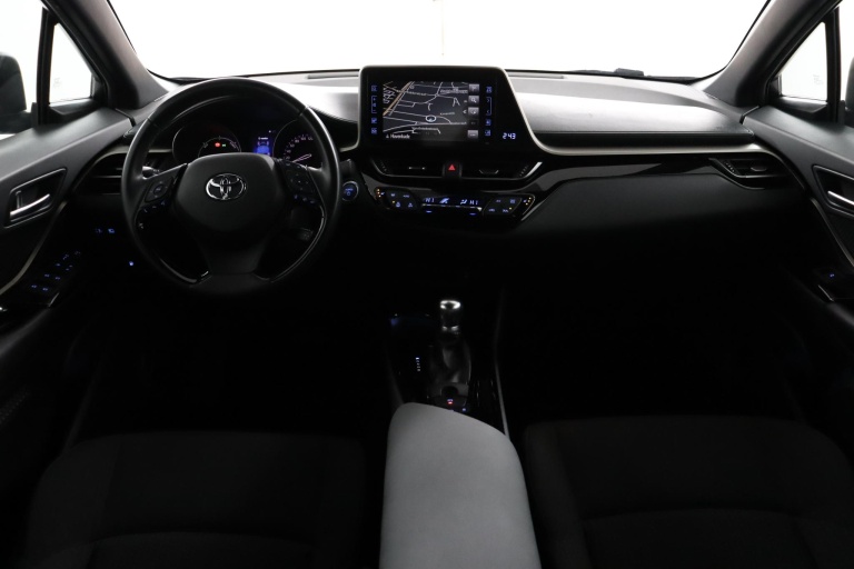 Toyota C-HR - 1.8 Hybrid Dynamic 4