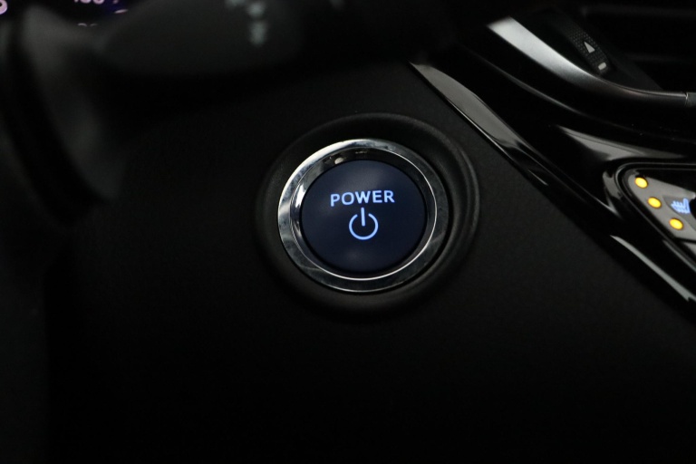 Toyota C-HR - 1.8 Hybrid Dynamic 42