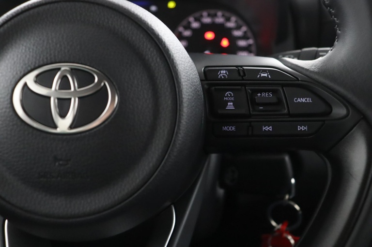 Toyota Yaris - 1.5 Hybrid 115 Active 21
