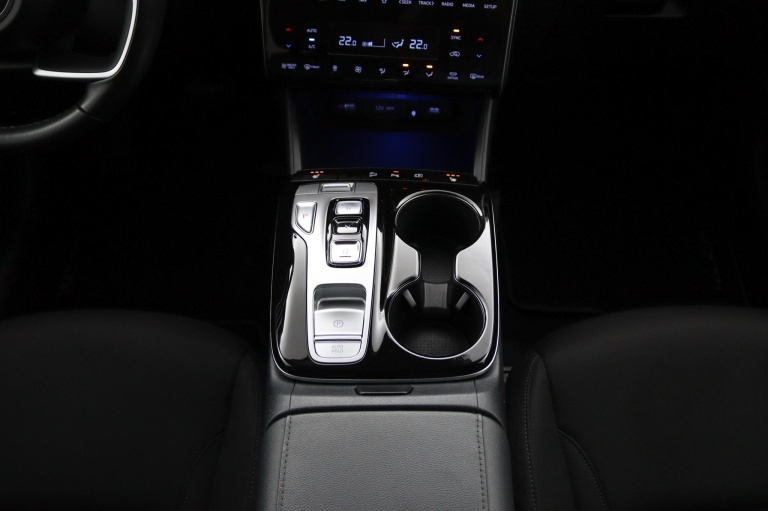 Hyundai Tucson - 1.6 T-GDI HEV Comfort 22