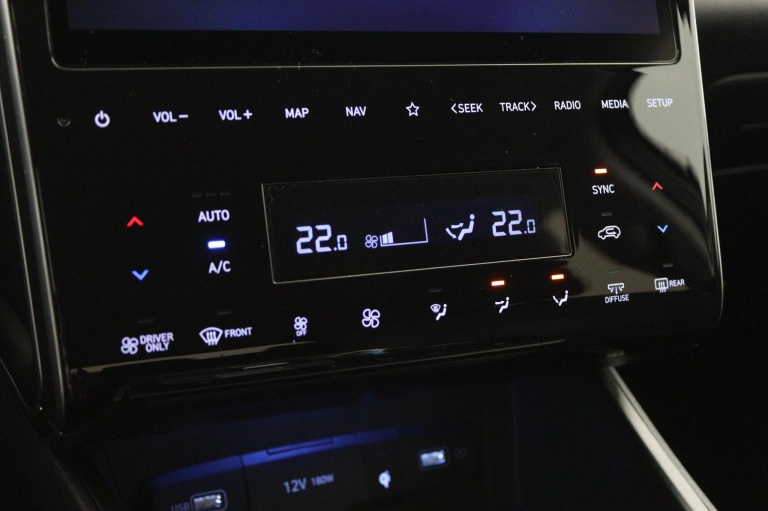 Hyundai Tucson - 1.6 T-GDI HEV Comfort 6