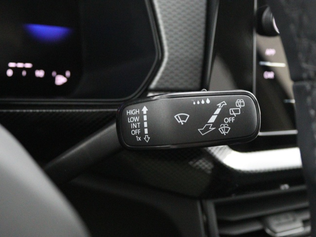 Volkswagen T-Cross - 1.0 TSI Life Edition