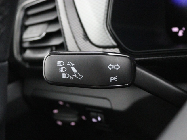 Volkswagen T-Cross - 1.0 TSI Life Edition