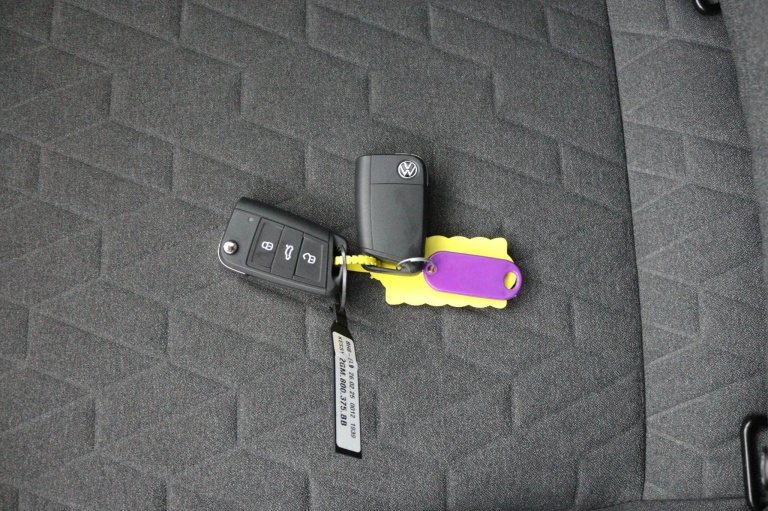 Volkswagen T-Cross - 1.0 TSI Life Edition 9