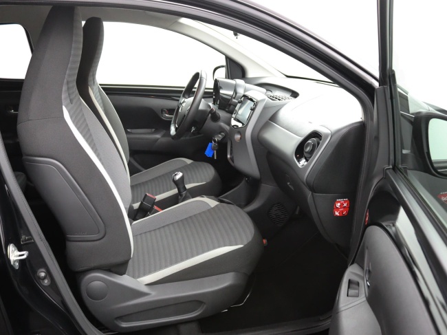 Toyota Aygo - 1.0 VVT-i x-joy