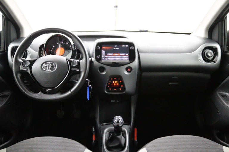 Toyota Aygo - 1.0 VVT-i x-joy 11