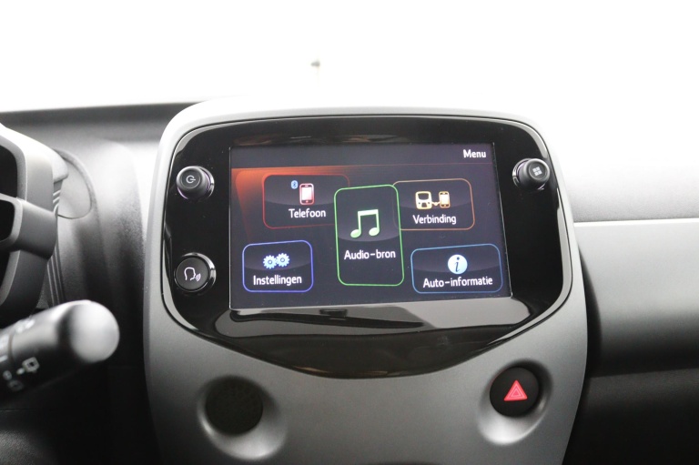 Toyota Aygo - 1.0 VVT-i x-joy 15