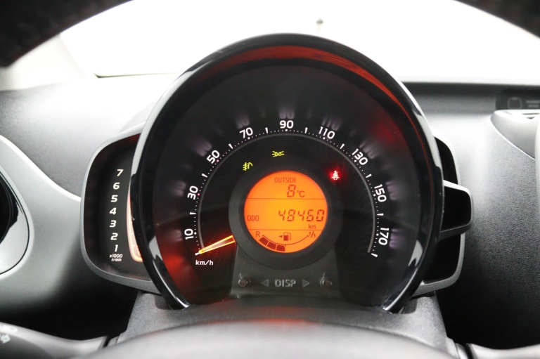 Toyota Aygo - 1.0 VVT-i x-joy 21