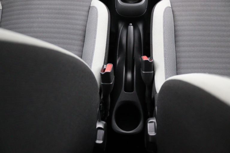 Toyota Aygo - 1.0 VVT-i x-joy 24