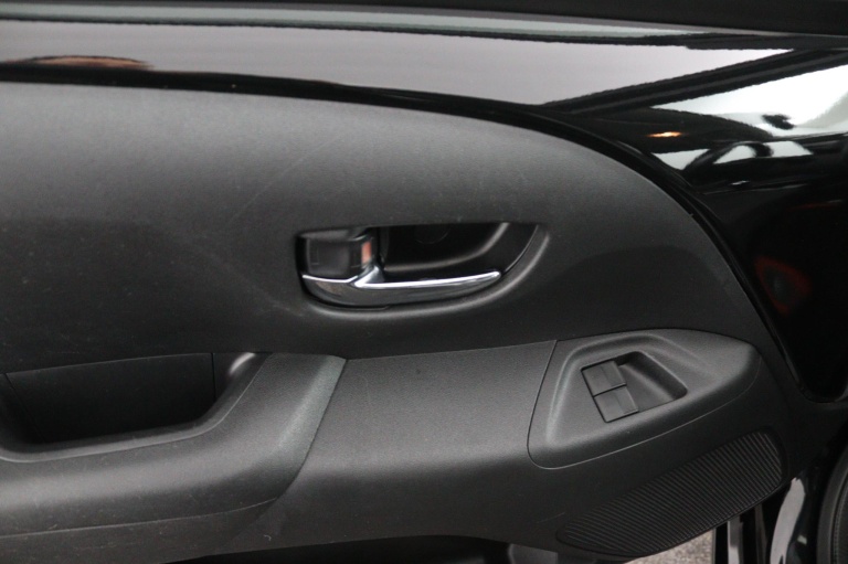 Toyota Aygo - 1.0 VVT-i x-joy 30