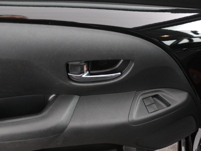 Toyota Aygo - 1.0 VVT-i x-joy