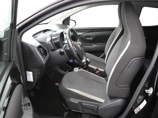 Toyota Aygo - 1.0 VVT-i x-joy