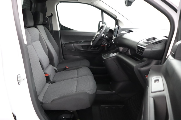 Toyota PROACE CITY Electric - Navigator 50 kWh 22