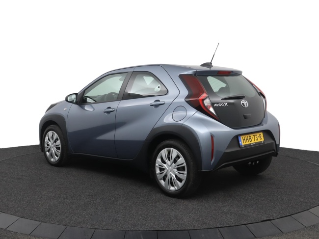 Toyota Aygo X - 1.0 VVT-i MT Play