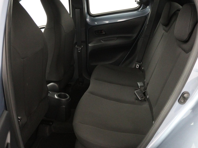 Toyota Aygo X - 1.0 VVT-i MT Play