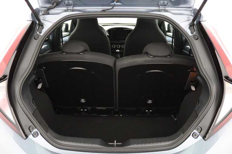 Toyota Aygo X - 1.0 VVT-i MT Play 23