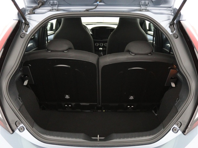 Toyota Aygo X - 1.0 VVT-i MT Play