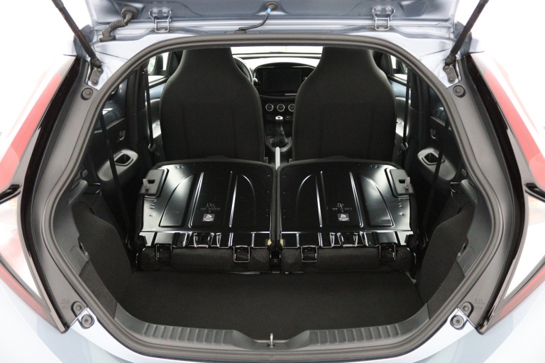 Toyota Aygo X - 1.0 VVT-i MT Play 25