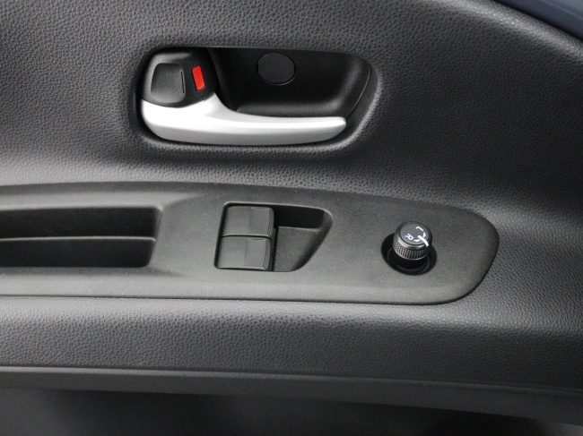 Toyota Aygo X - 1.0 VVT-i MT Play