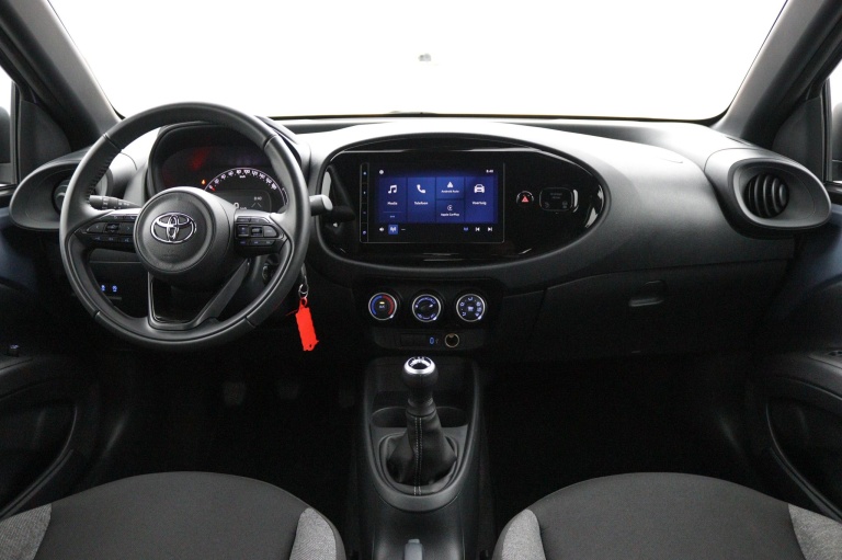 Toyota Aygo X - 1.0 VVT-i MT Play 4