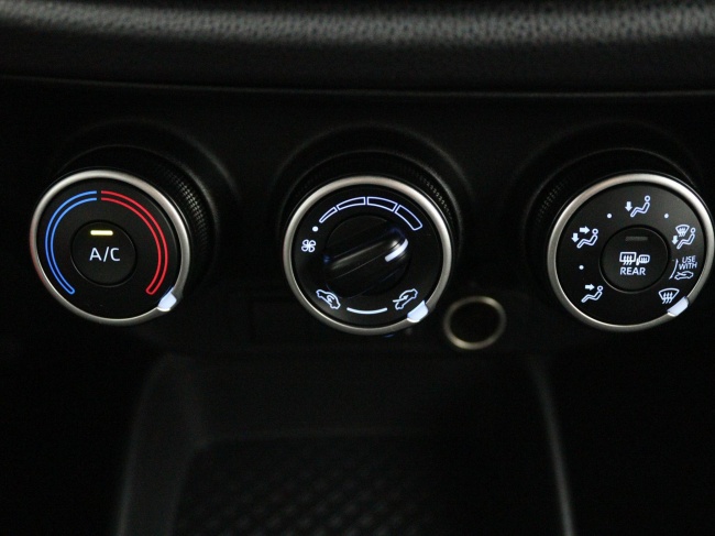 Toyota Aygo X - 1.0 VVT-i MT Play