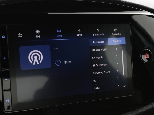 Toyota Aygo X - 1.0 VVT-i MT Play