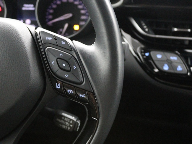 Toyota C-HR - 1.8 Hybrid Executive