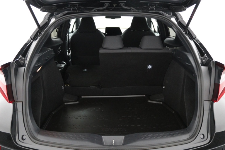 Toyota C-HR - 1.8 Hybrid Executive 24