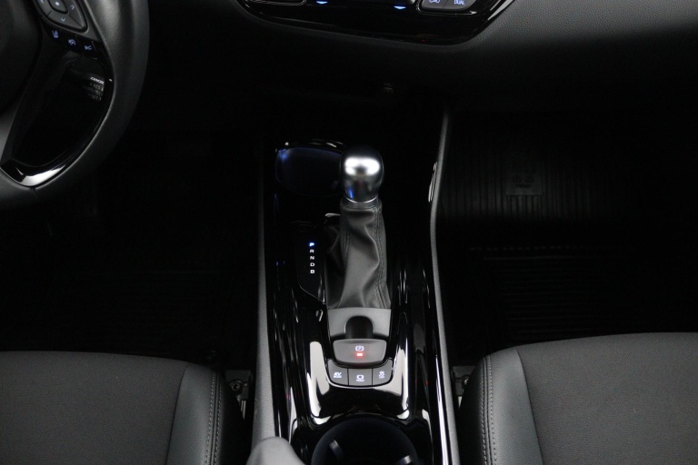 Toyota C-HR - 1.8 Hybrid Executive 26