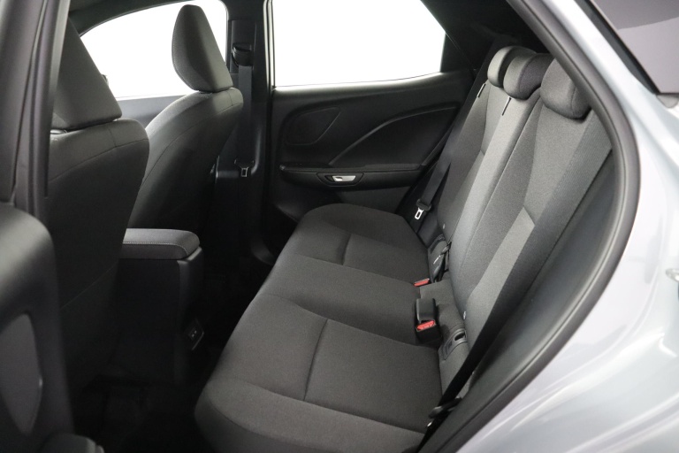 Lexus LBX - Business Line 2WD  18