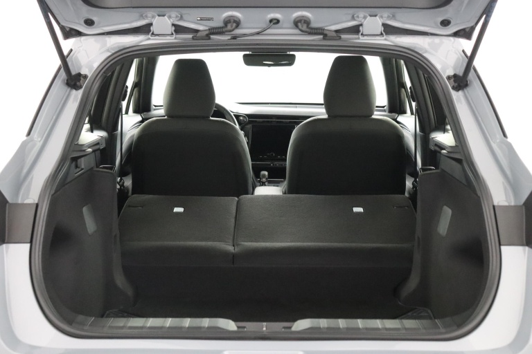 Lexus LBX - Business Line 2WD  26