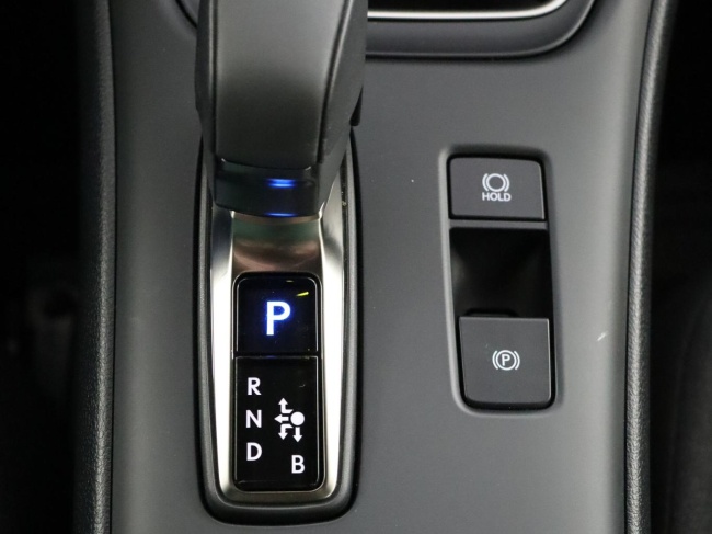 Lexus LBX - Business Line 2WD 